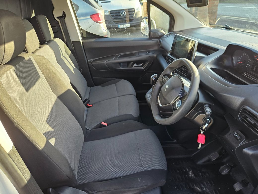 2020 Peugeot Partner