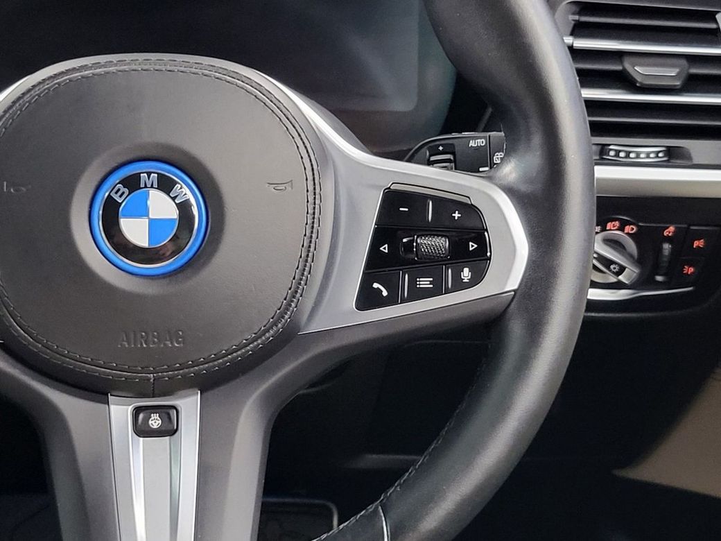2022 BMW iX3
