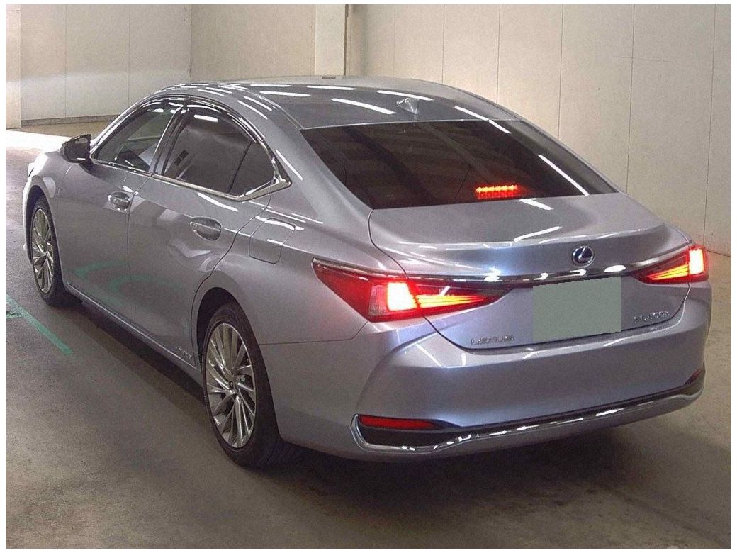 2021 Lexus ES 300h
