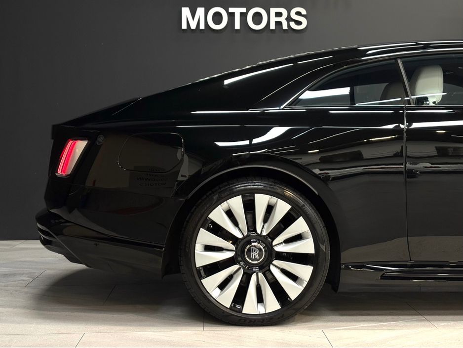 2024 Rolls-Royce Phantom