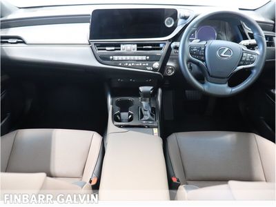 2022 Lexus ES 300h