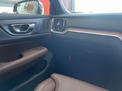 2025 Volvo V60