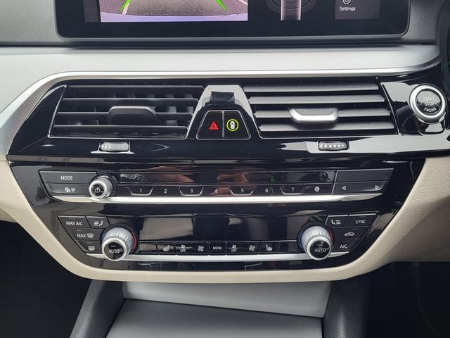 2022 BMW 5 Series
