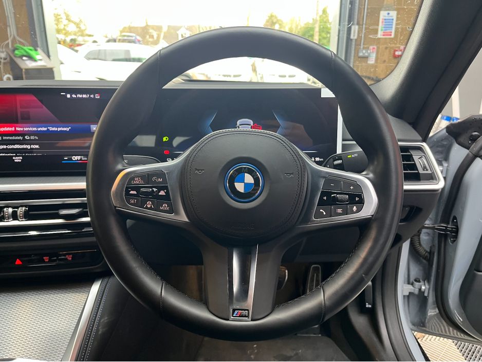2023 BMW i4