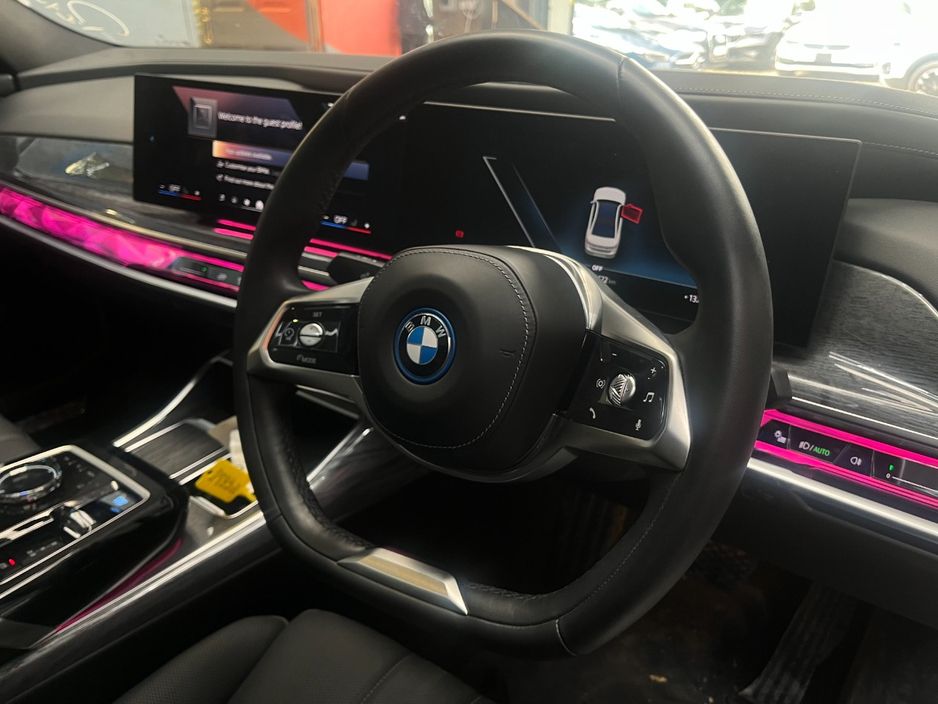 2024 BMW i7