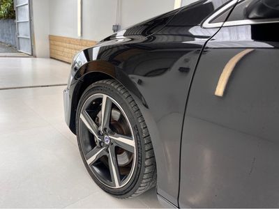 2016 Volvo V40