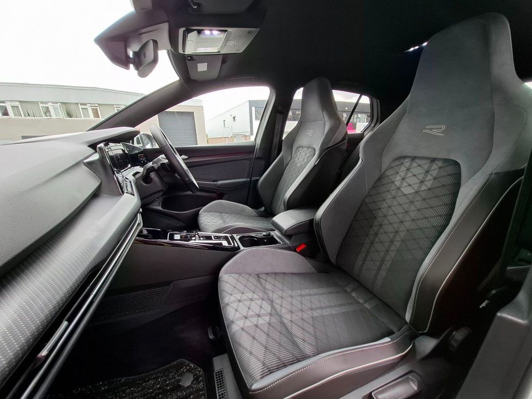 2023 Volkswagen Golf