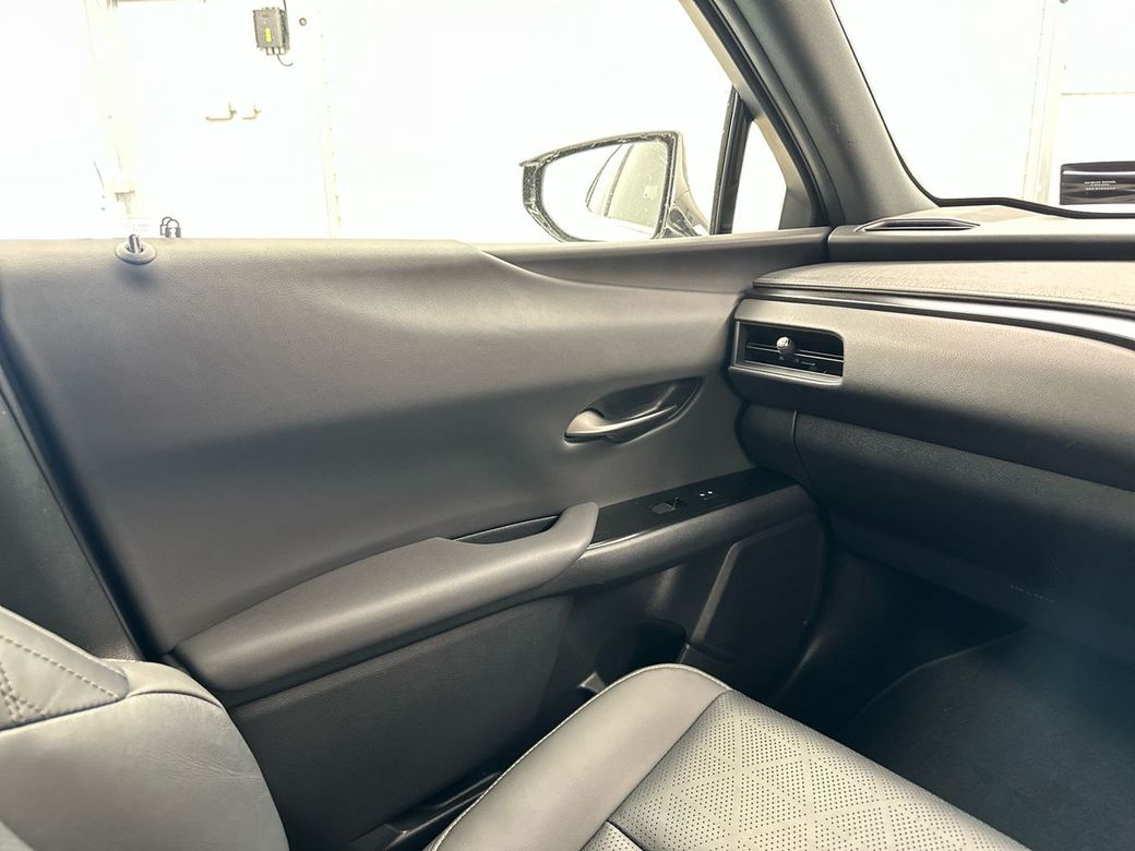2021 Lexus UX 250H