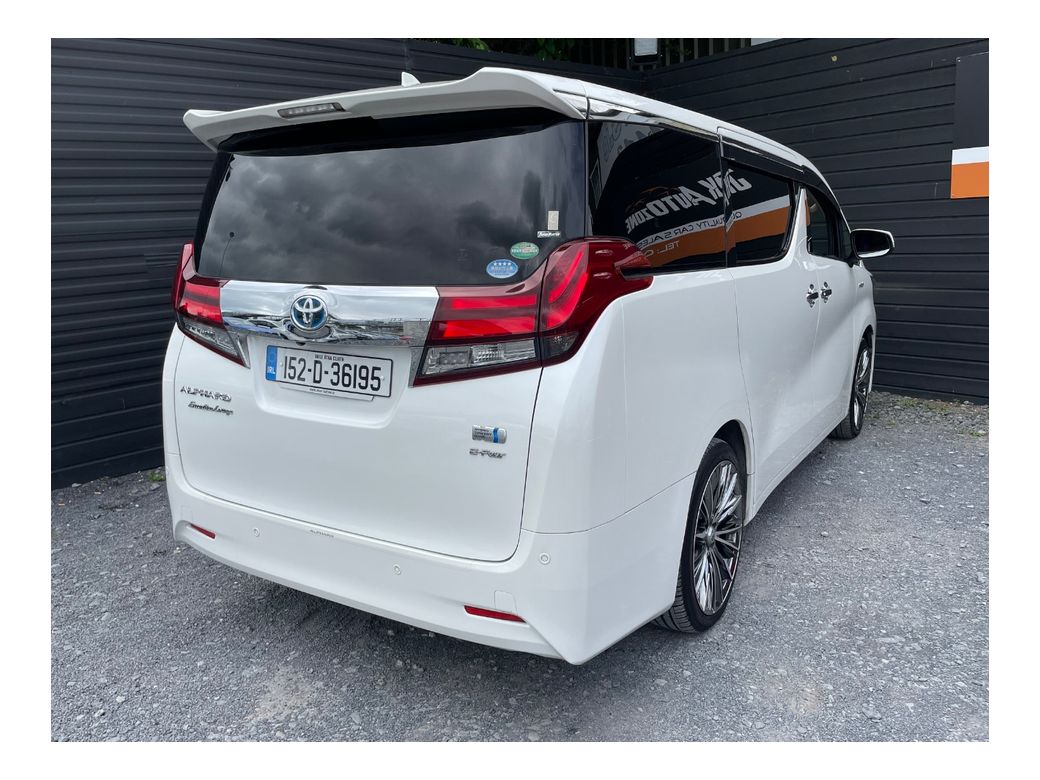 2015 Toyota Alphard