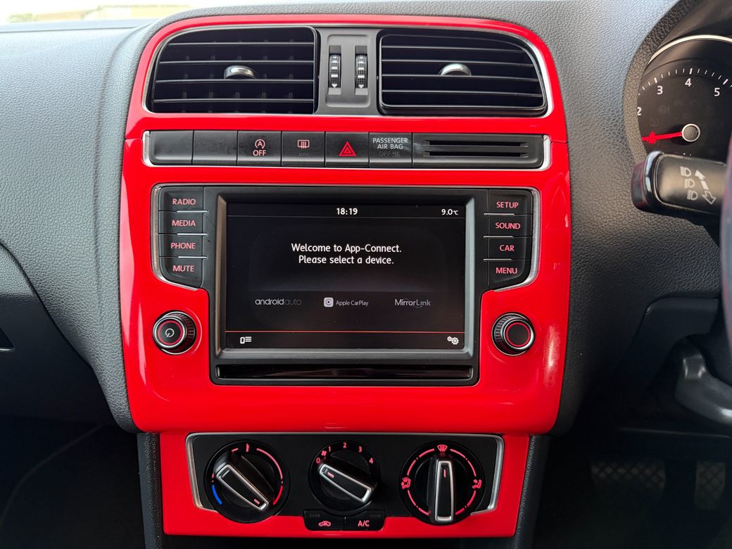 2015 Volkswagen Polo