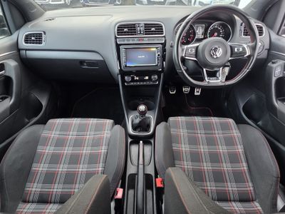 2015 Volkswagen Polo