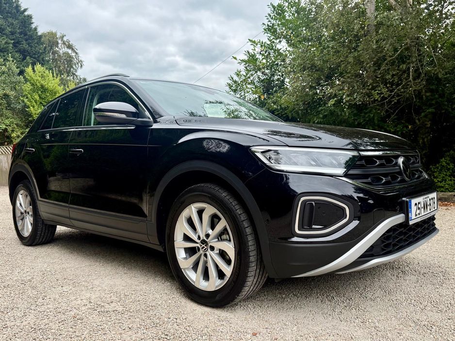 2025 Volkswagen T-Roc