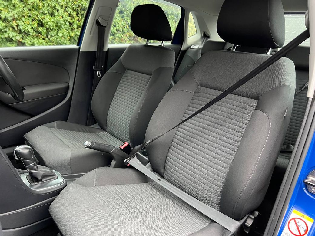 2013 Volkswagen Polo