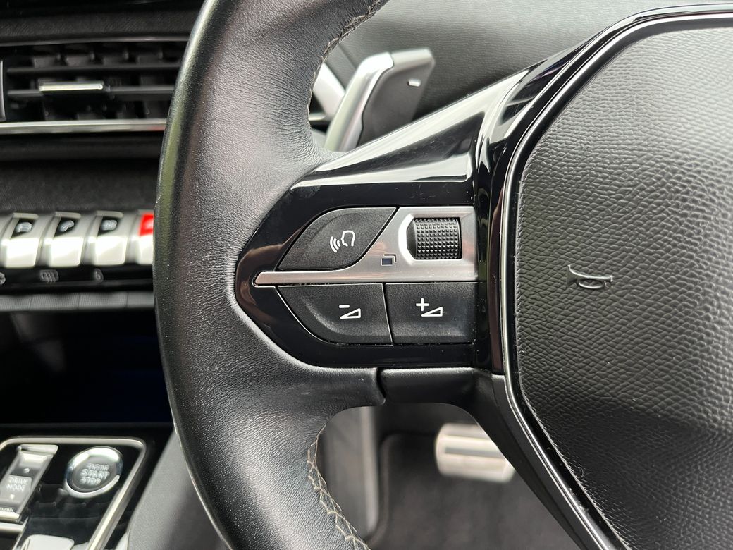 2023 Peugeot 5008