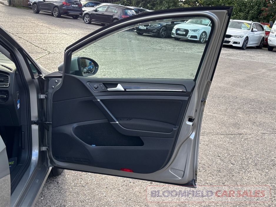 2017 Volkswagen Golf