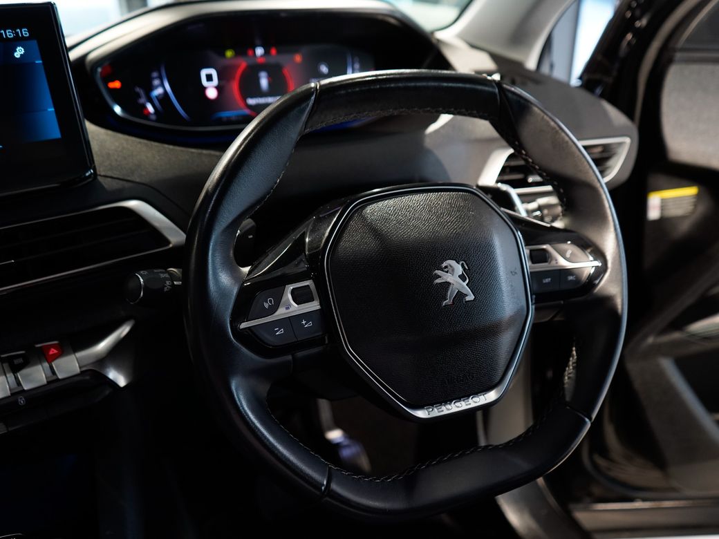 2022 Peugeot 5008