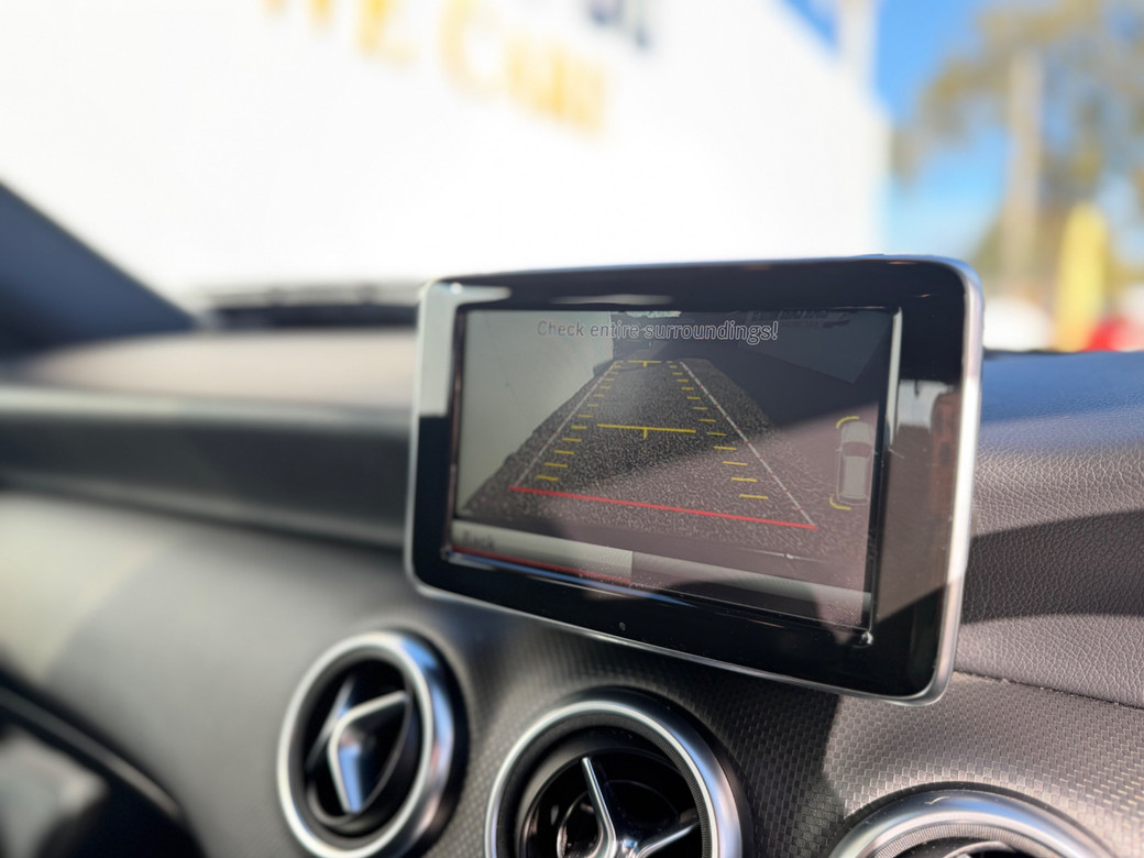 2013 Mercedes-Benz A 180