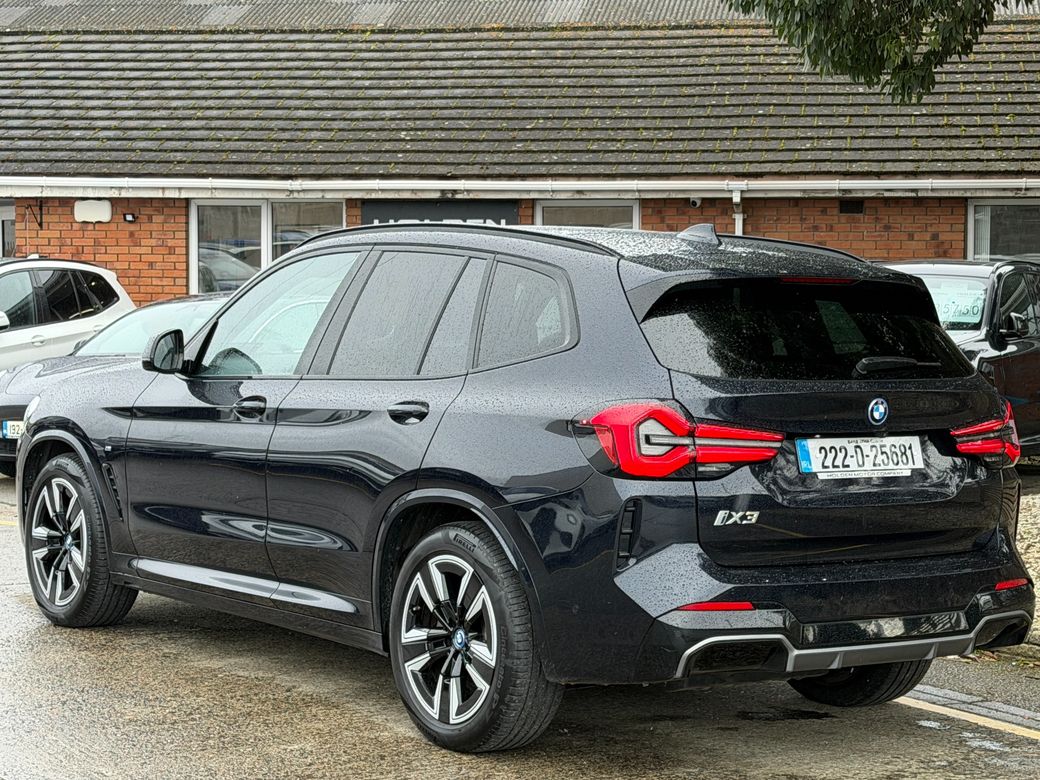 2022 BMW iX3