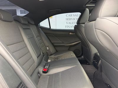 2018 Lexus IS 300h