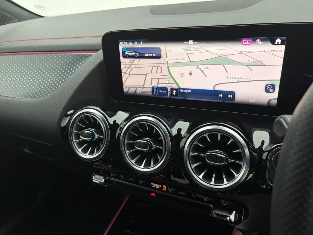 2025 Mercedes-Benz EQA