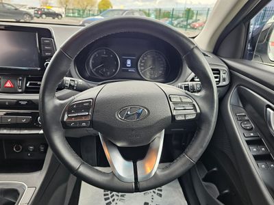 2021 Hyundai i30