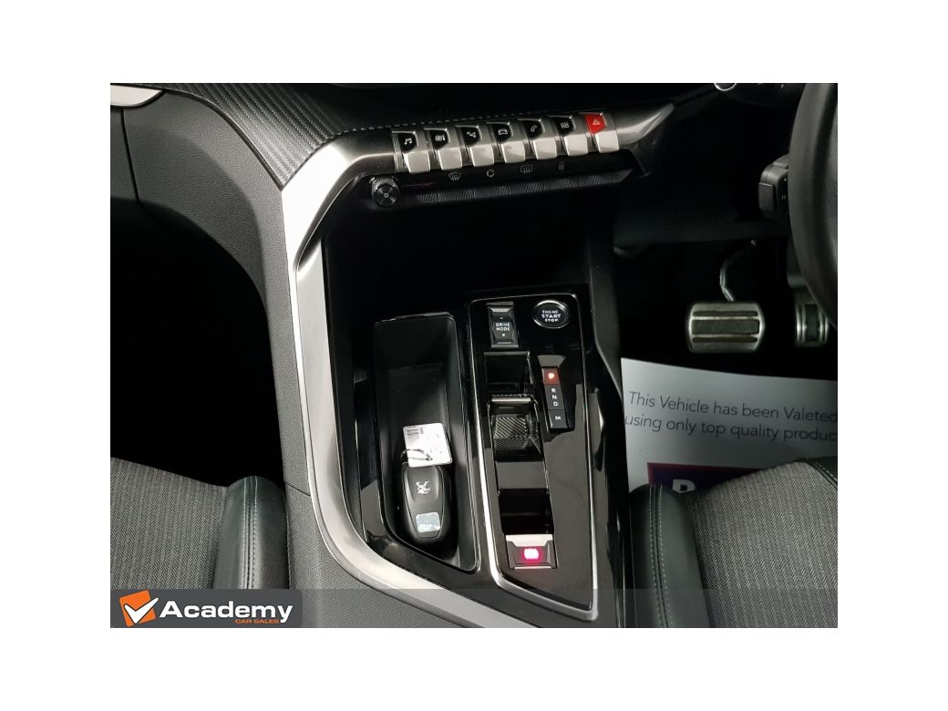 2024 Peugeot 5008