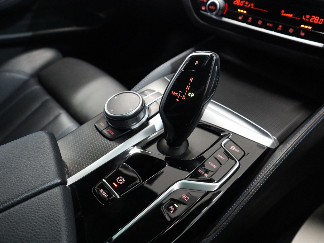 2022 BMW 5 Series