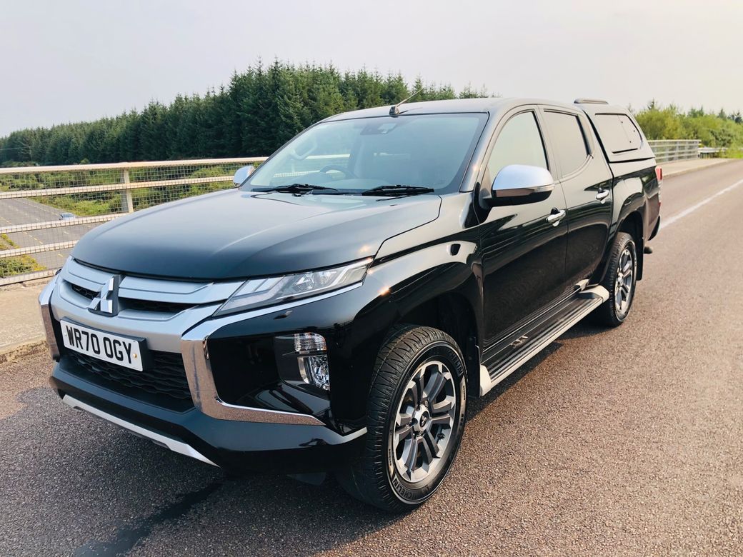2020 Mitsubishi L200