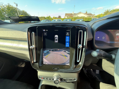 2022 Volvo XC40