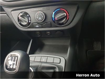 2022 Hyundai i10