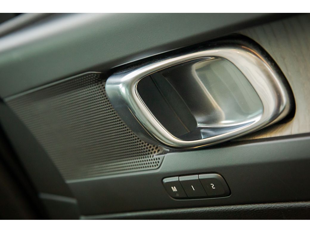 2022 Volvo XC40
