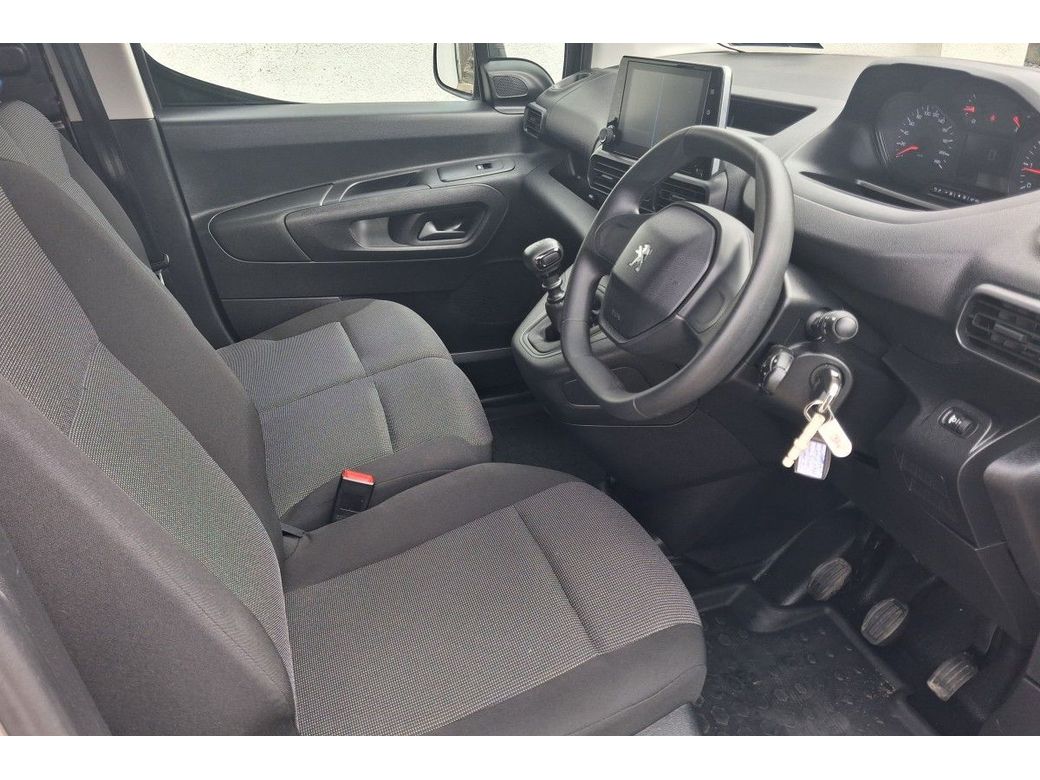 2024 Peugeot Partner