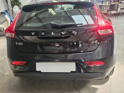 2016 Volvo V40
