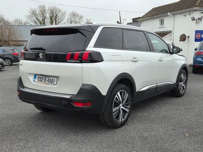 2023 Peugeot 5008