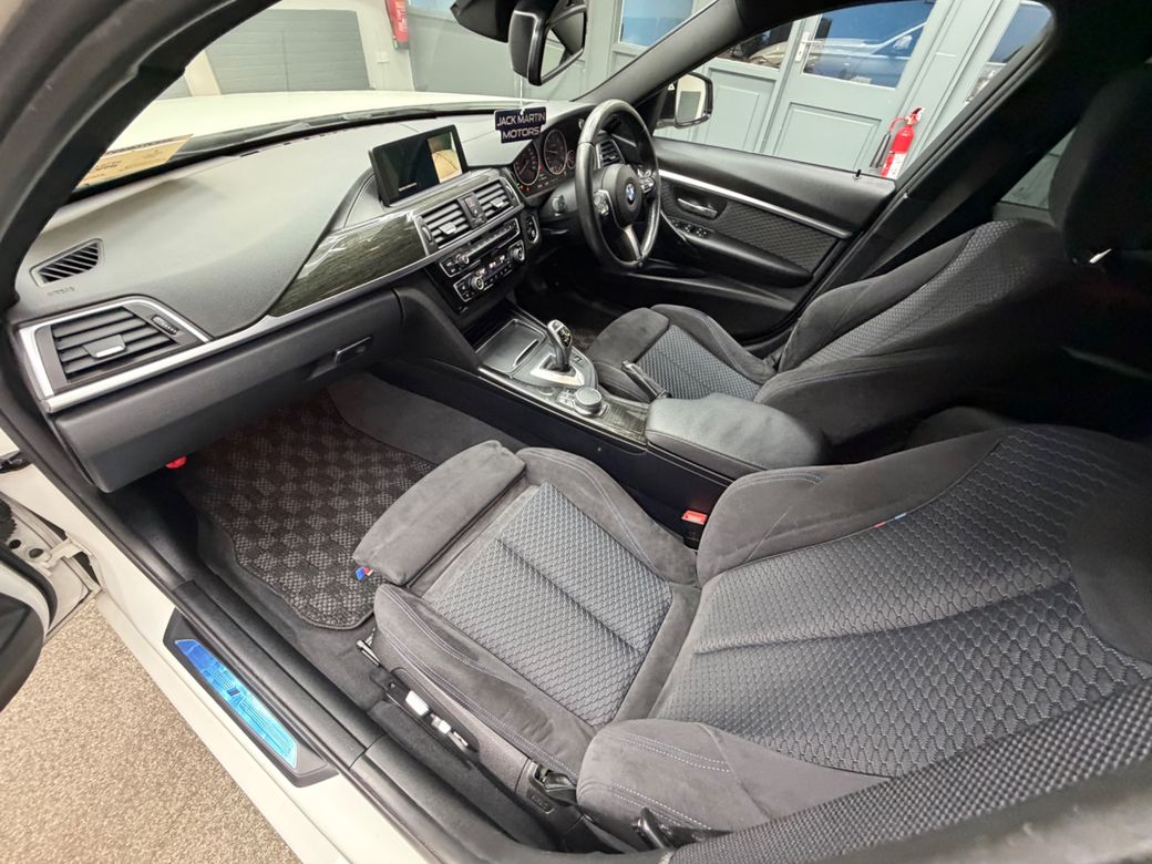 2017 BMW 3 Series
