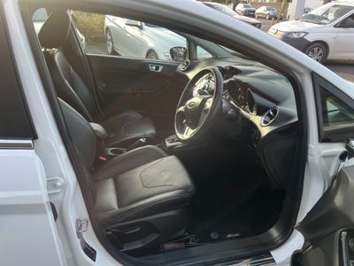 2015 Ford Fiesta