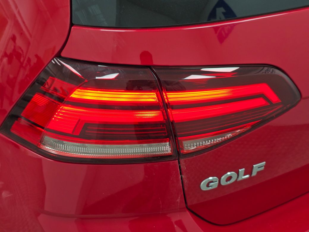 2018 Volkswagen Golf
