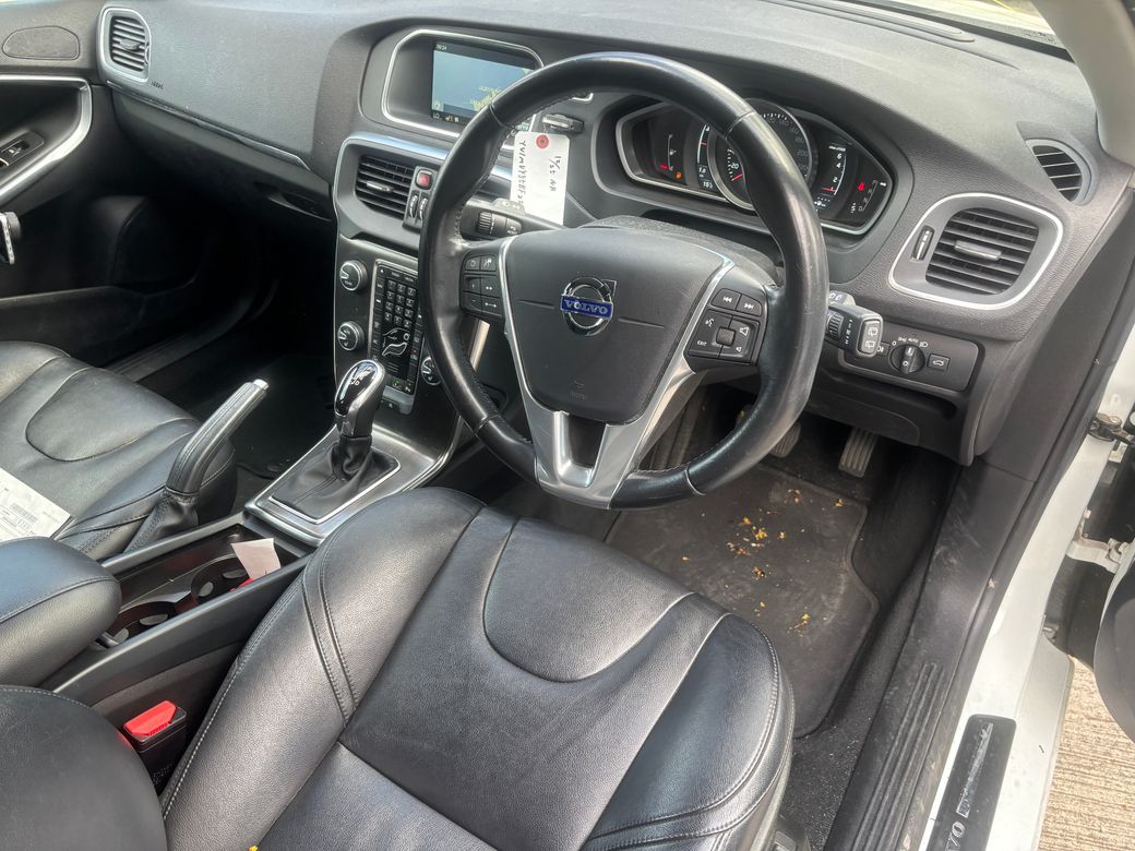 2015 Volvo V40