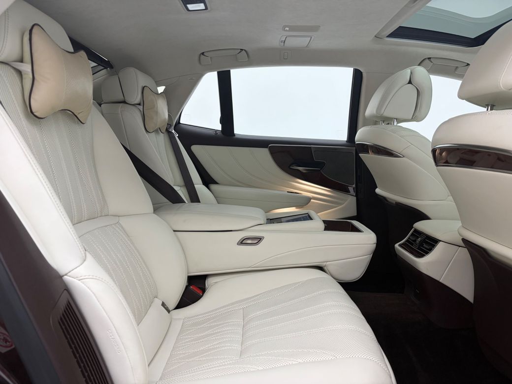 2018 Lexus LS