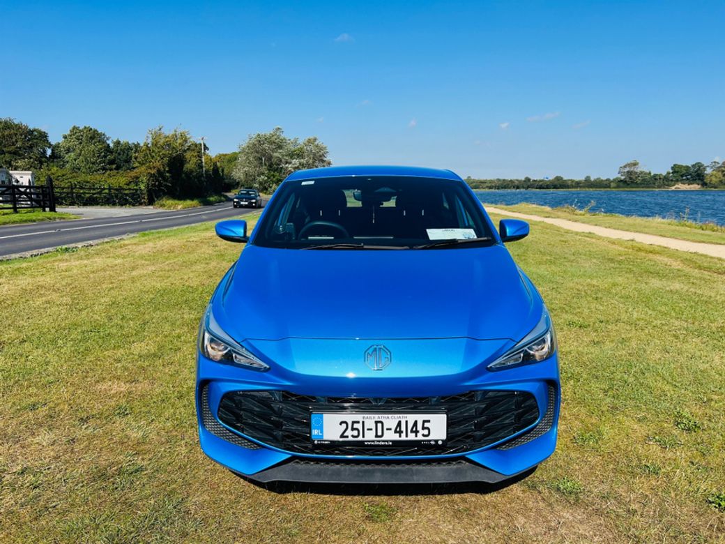 2025 MG MG3
