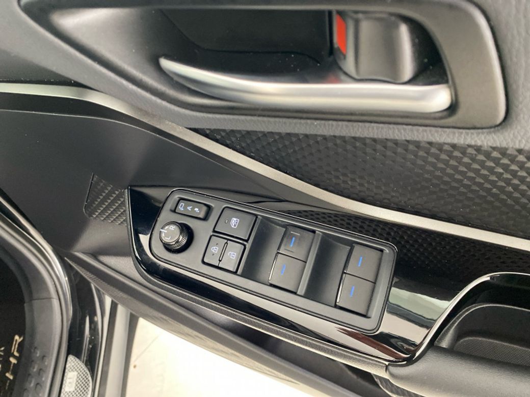 2023 Toyota C-HR