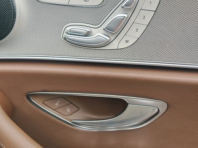 2019 Mercedes-Benz E 220