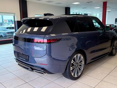 2025 Land Rover Range Rover Sport