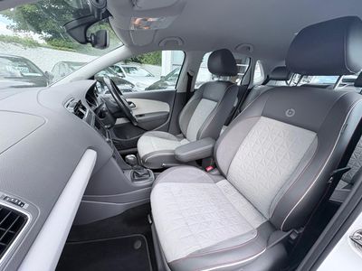 2017 Volkswagen Polo