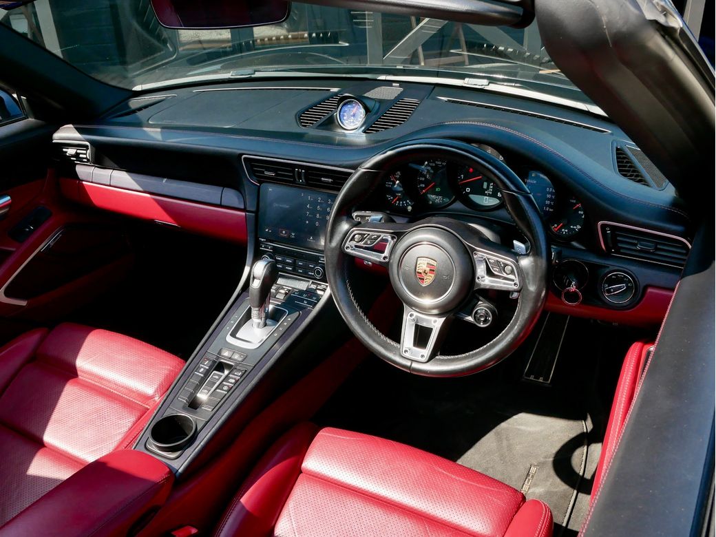 2017 Porsche 911