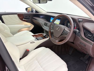 2018 Lexus LS