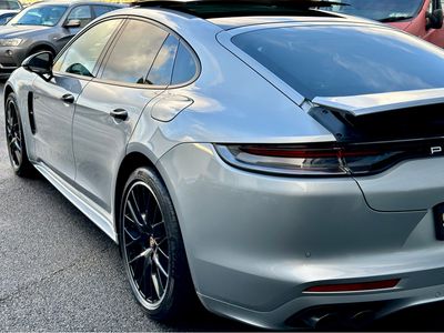 2022 Porsche Panamera