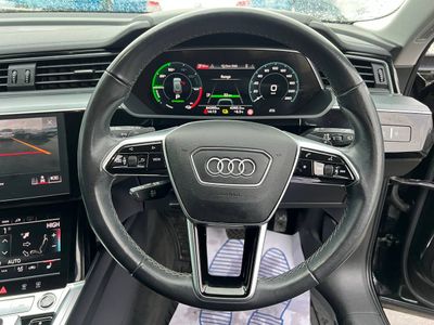 2023 Audi Q8