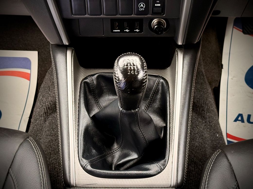 2021 Mitsubishi L200