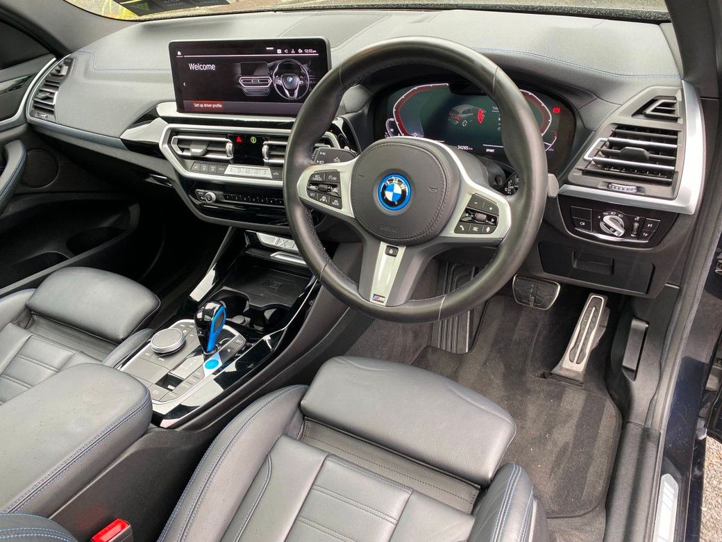 2022 BMW iX3